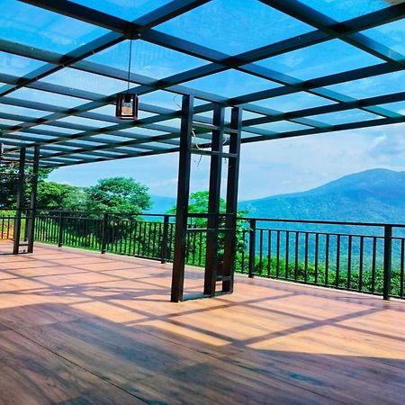 Karimb Resorts Vallikavungal Luaran gambar
