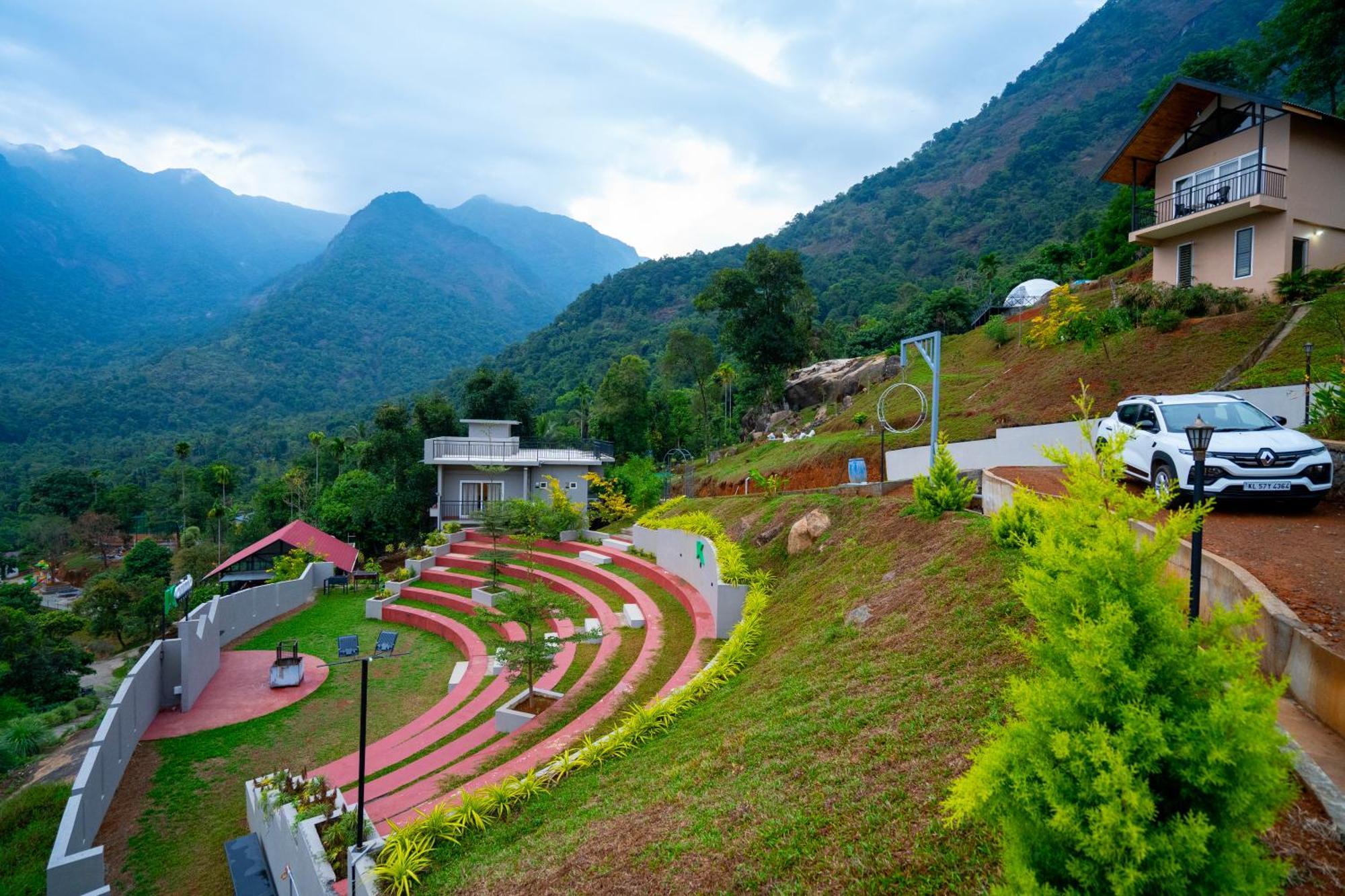 Karimb Resorts Vallikavungal Luaran gambar