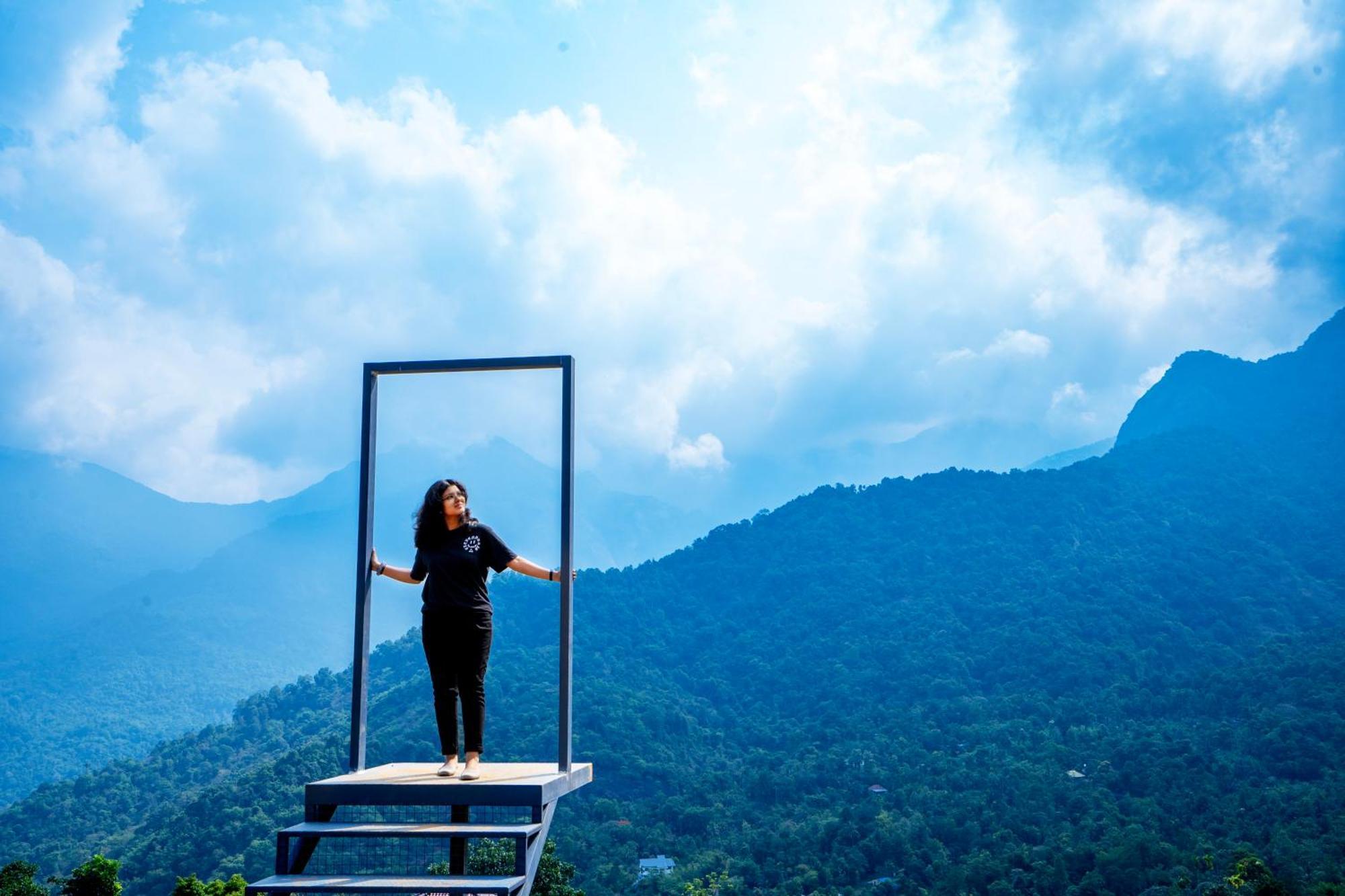 Karimb Resorts Vallikavungal Luaran gambar