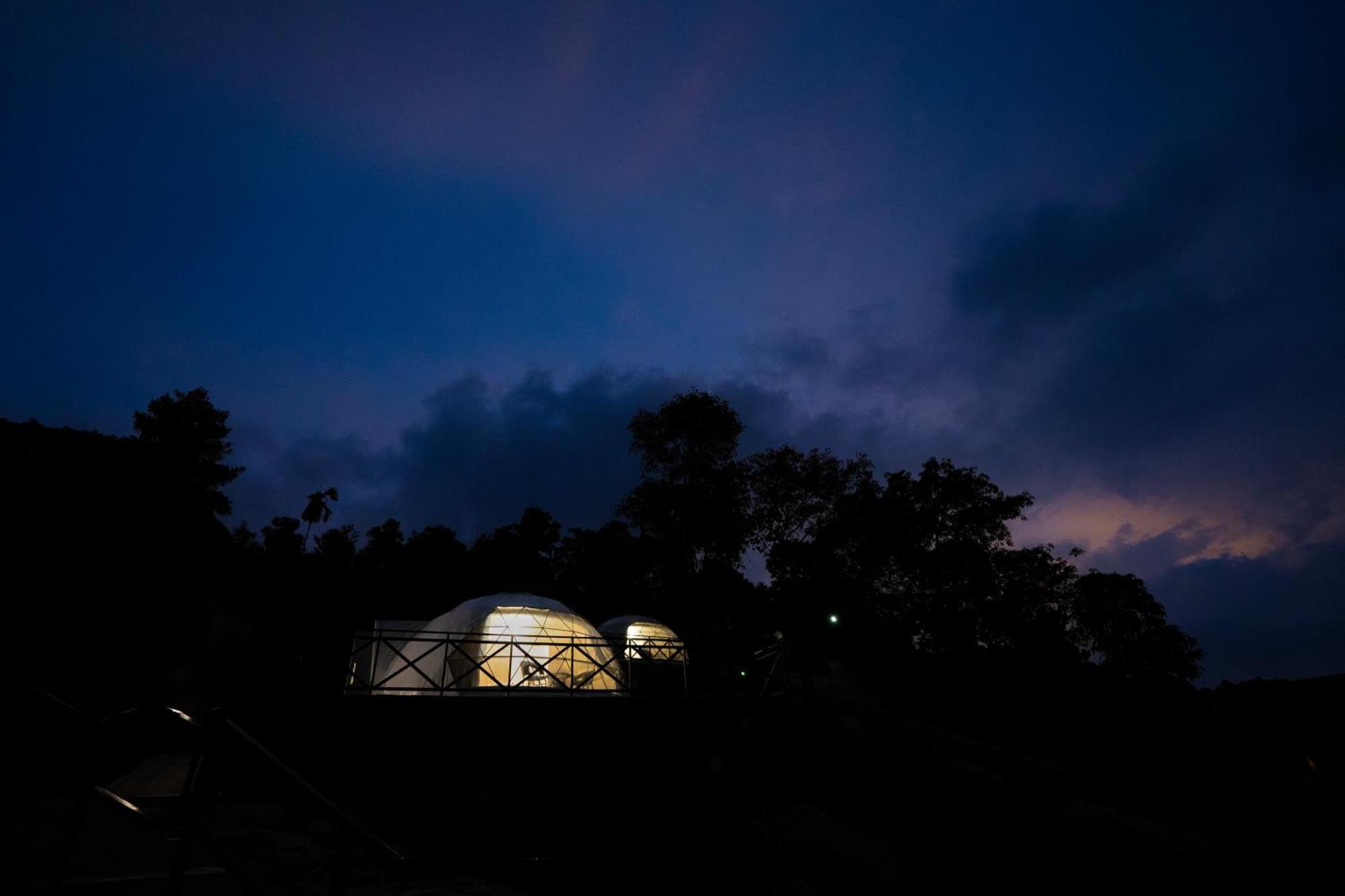 Karimb Resorts Vallikavungal Luaran gambar