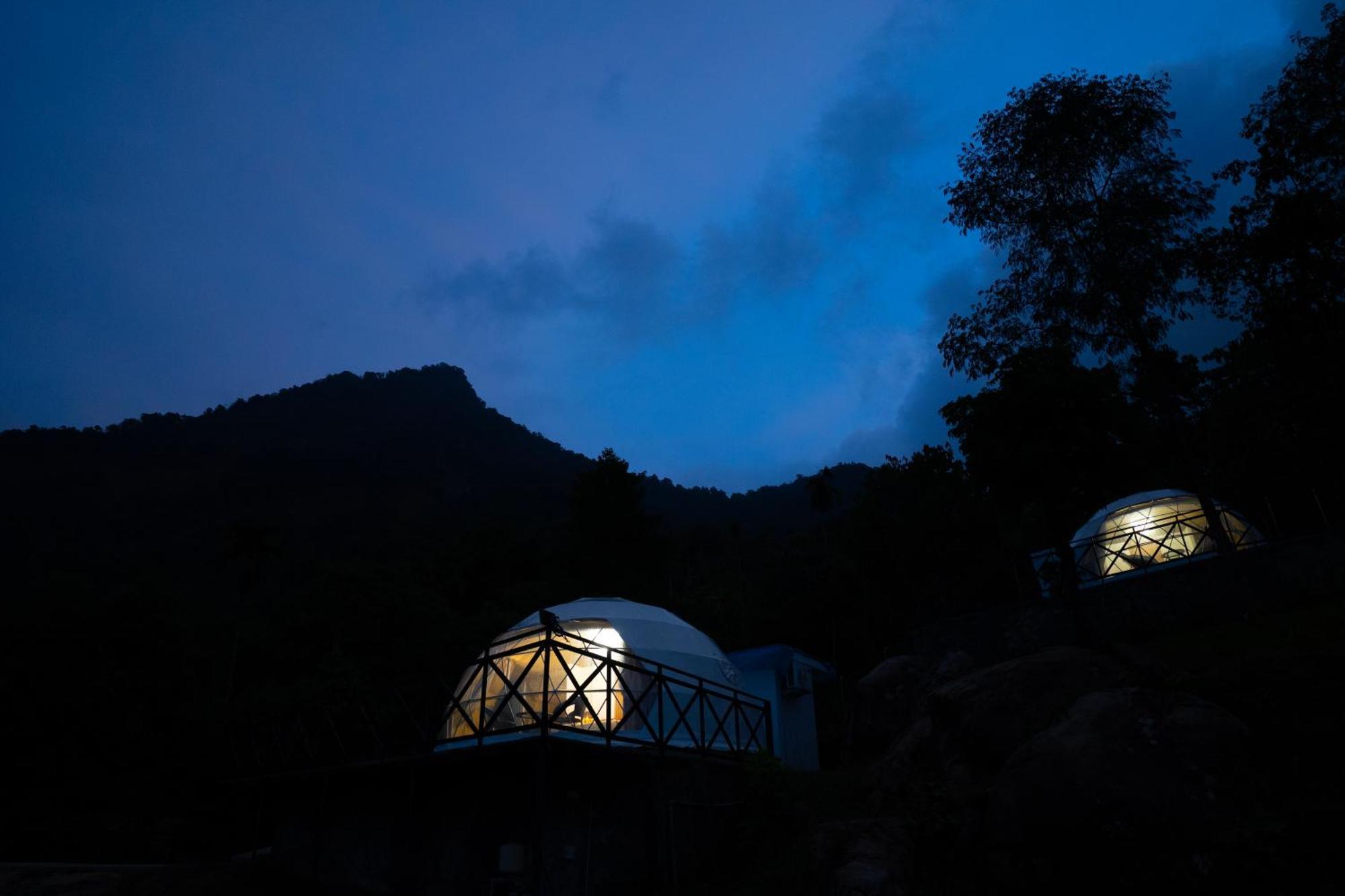 Karimb Resorts Vallikavungal Luaran gambar
