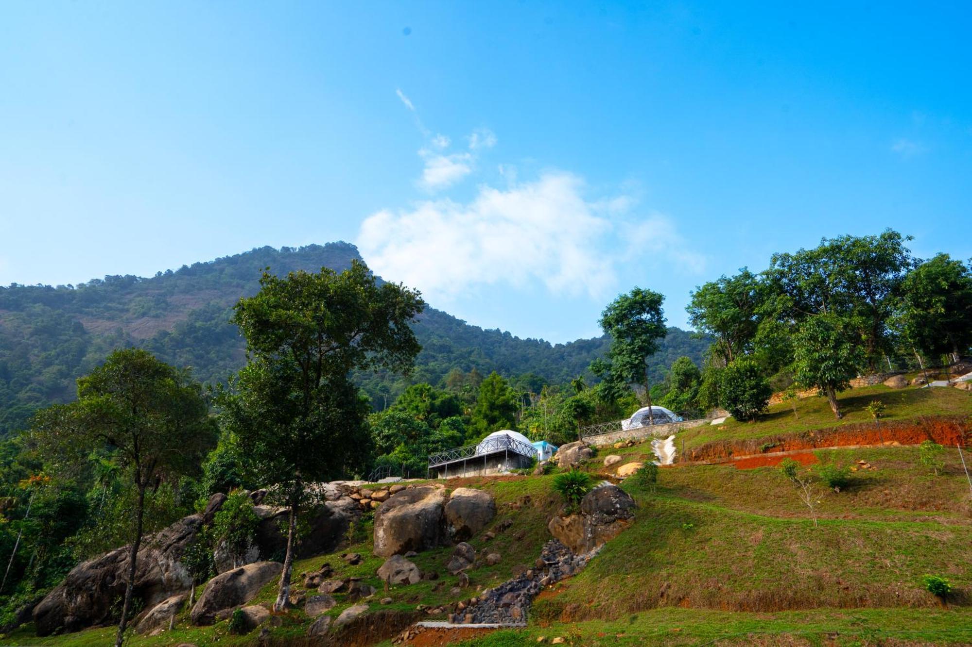 Karimb Resorts Vallikavungal Luaran gambar